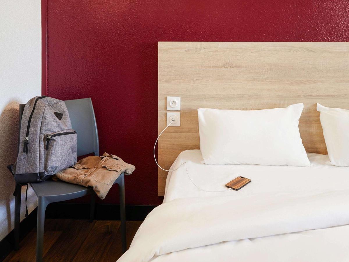 Hotelf1 Lyon Sud Oullins Renove Экстерьер фото