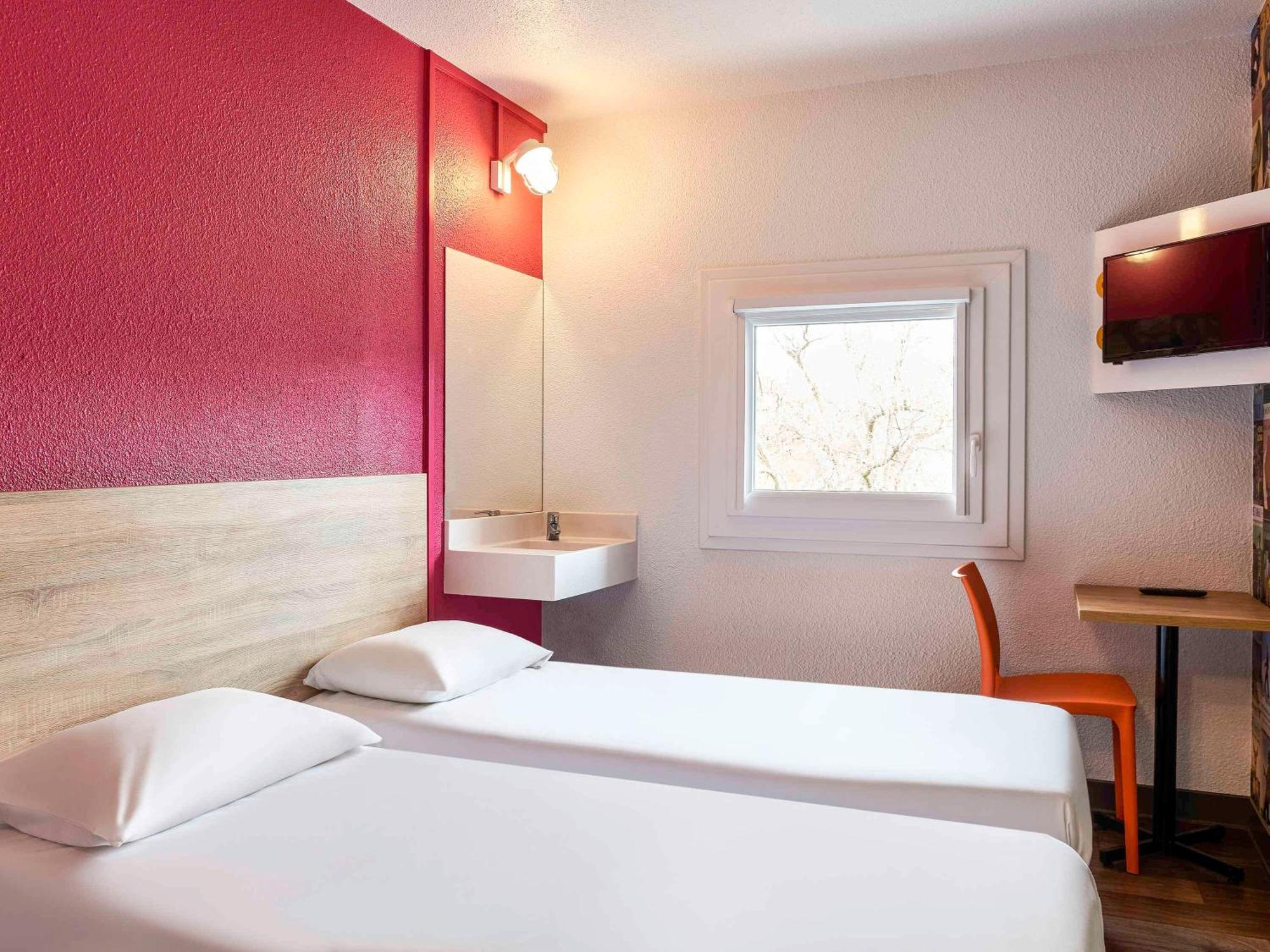 Hotelf1 Lyon Sud Oullins Renove Экстерьер фото